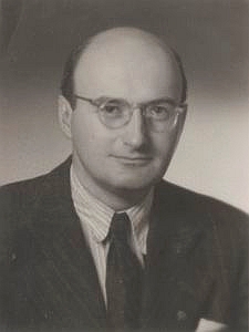 Jeho otec Erich Adler