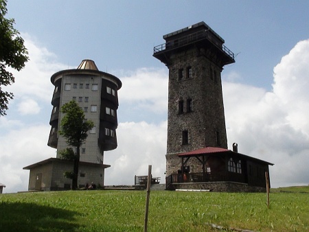 Rozhledna a bývalá radarová stanice na Čerchově