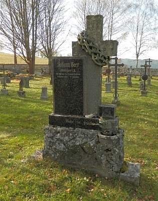 Hrob na želnavském hřbitově