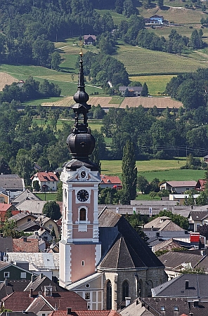 Kostel sv. Řehoře v Kirchdorf an der Krems, kde byla pokřtěna
