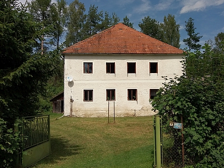 Stavení čp. 5 je jedním ze tří původních, které se v Horách dochovaly