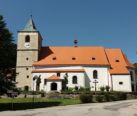 "Temná věž" hornoplánského kostela sv. Markéty si zachovala svou původní tvářnost