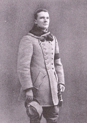 Na snímku z roku 1917 figuruje jako nadporučík (Oberleutnant) c.k. armády