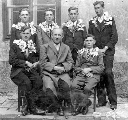 S odvedenci k wehrmachtu v Rožmberku nad Vltavou v roce 1941