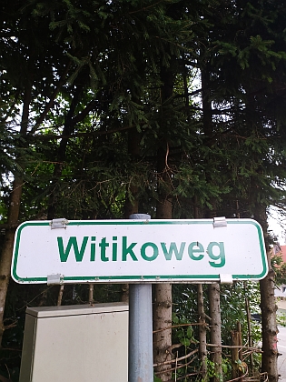 V hornorakouském Kirchschlag bei Linz je po Vítkovi pojmenována ulice