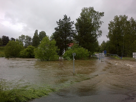 Velká voda na Olšině v červnu 2013