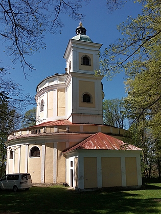 Opravený poutní kostel na snímcích z roku 2023