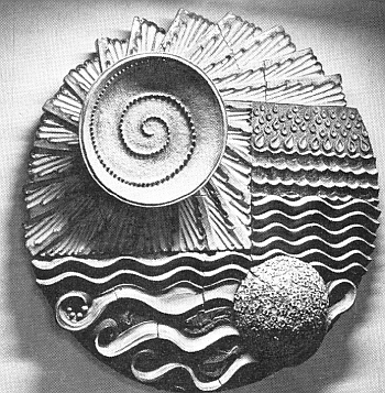 Keramika "Slunce-Voda-Země" (1980)