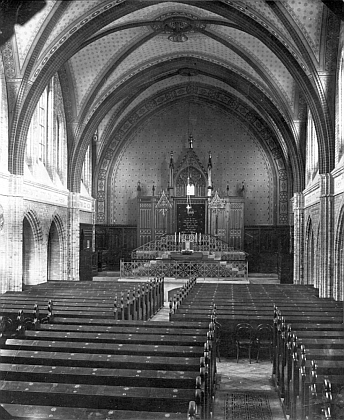 Interiér synagogy