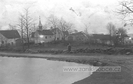 Z větší části zaniklá Skalka (Kebharec) u Nové Bystřice, jeho jiné učitelské působiště