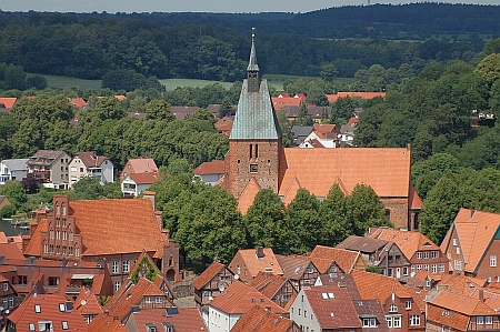 Rodný Molln s evangelickým kostelem (St. Nicolai Kirche)