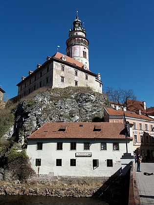 Lazebnický dům v Českém Krumlově pod zámeckou věží