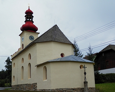 ... a opravená kaple o třicet let později