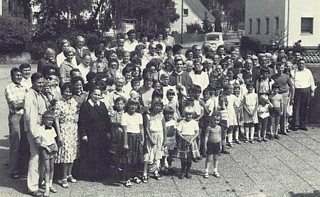 Setkání rodiny Grillovy z někdejšího Dětochova v srpnu 1980