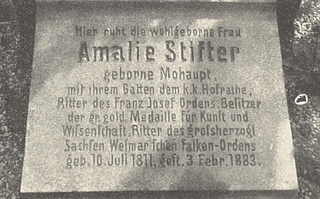 Náhrobní deska Stifterovy ženy Amalie na lineckém hřbitově