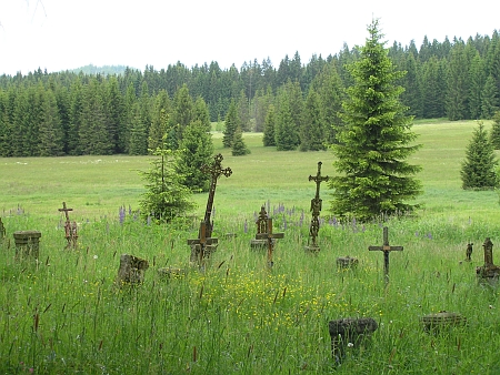 Snímek hřbitova v Pohoří z roku 2013