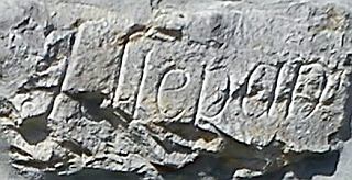 Nápis "J. Stepan" na kamenném soklu chaty na Kleti, kterou postavil roku 1925 podle projektu
Ing. Karla Frenzela, vrchního schwarzenberského stavebního správce