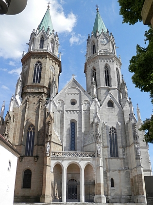 Klášterní kostel v Klosterneuburg v Dolním Rakousku, kde vstoupil do řádu augustiniánů