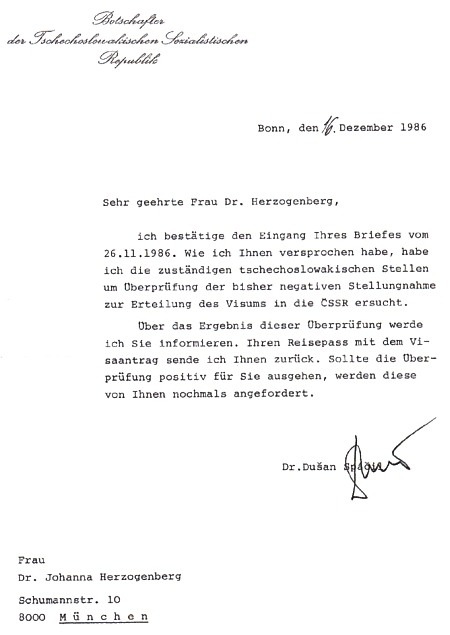 Negativní odpověď velvyslanectví ČSSR na její žádost o vízum roku 1986