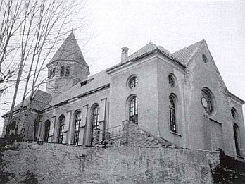 V poválečných letech podléhala synagoga postupné devastaci