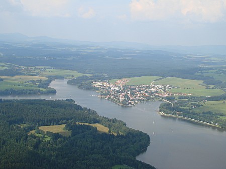 "Frymburk třpytí se jak hvězda..."