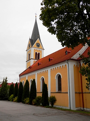 Kostel Neposkvrněného početí Panny Marie v Černé v Pošumaví, kde byla pokřtěna ona i její maminka