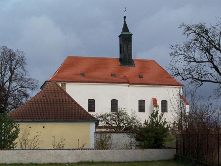 Farní kostel sv. Mikuláše v Nedvědicích u Soběslavi