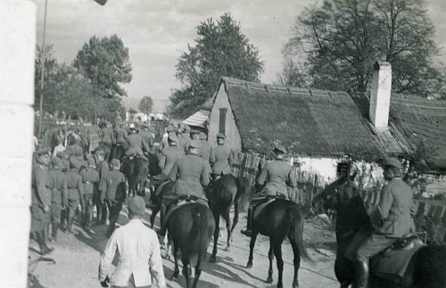 Vstup německého vojska do jeho rodných Nakolic na podzim roku 1938