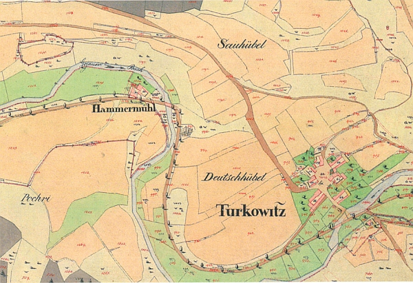 Dobrkovický hamr, kde se narodil a jehož okolí se často objevuje v jeho popisu,
na staré katastrální mapě z prvé půle 19. století...