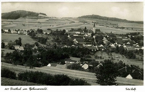 Přídolí, rodiště jeho otce, na pohlednici Josefa Wolfa