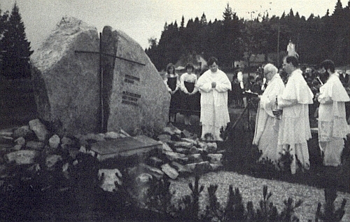 ... a jeho vysvěcení 25. července roku 1987 schläglským opatem Florianem Pröllem