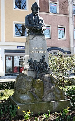 Jeho památník v Enns