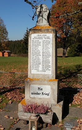 Na pomníku padlých z Pohoří v 1. světové válce najdeme i jméno Wenzl Kastl