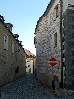 O Věžní ulici v Prachaticích, která v letech 1938-1945 nesla jméno "Kernstockgasse"