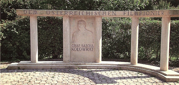 Jeho památník v místě vídeňského filmového studia