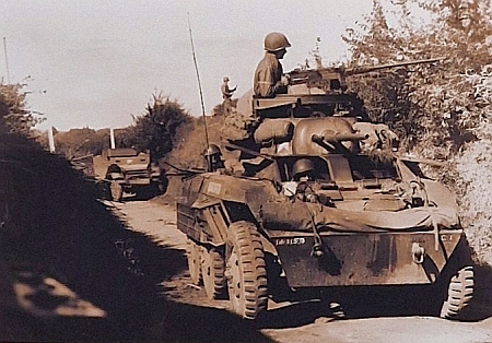 Vojáci US Army ve Zhůří v květnu 1945 - 5. května tu při bojích zemřelo 10 Američanů a 24 Němců