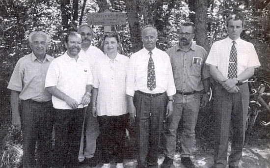 Při otevření stezky Adalberta Stiftera z bavorského Wegschneidu přes hornorakouský
  Kollerschlag do Horní Plané stojí tu prvý zleva vedle Františka Mikeše (tehdy starosty Českého Krumlova),
  zcela napravo vidíme hornoplánského starostu Jiřího Hůlku