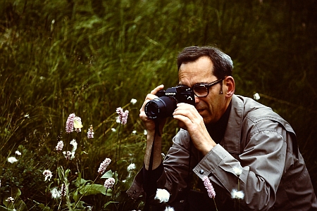 Při fotografování žluťáska borůvkového, vyskytujícího se na Šumavě i v Novohradských horách