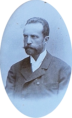 Učitelé Johann Söllner a Alfred Fürth, dva účastníci novoroční slavnosti v roce 1906, zde ovšem v mladším věku jako členové českobudějovického pěveckého spolku
