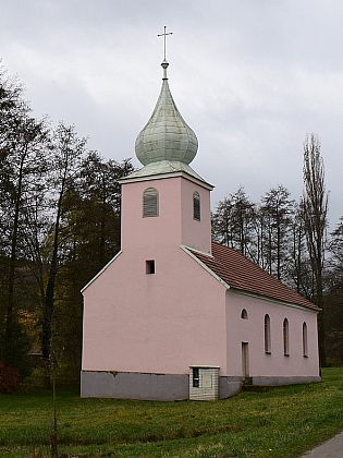 Kaple Svaté Rodiny v Hartunkově