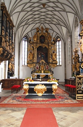 Kostel sv. Petra a Pavla v Nových Hradech