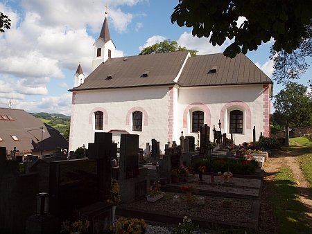 Hrobka rodiny Lumbe von Mallonitz v Bohumilicích