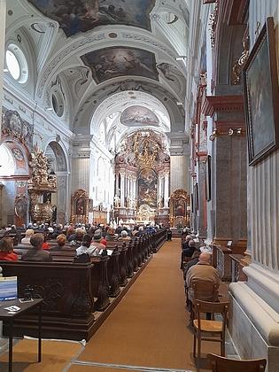 Farní kostel sv. Víta v rakouské Křemži (Krems an der Donau), kde proběhl pohřební obřad