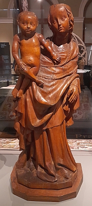 "Krásná Madona" z poutního kostela Nanebevzetí Panny Marie v Kájově (mezi lety 1400-1410)