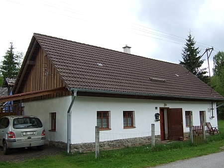 Rodný dům v Leopoldově čp. 4 (viz i Erich Talirsch)
