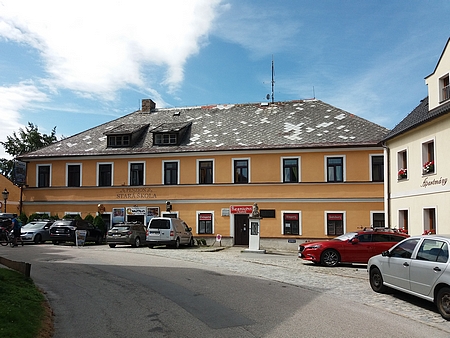 Budova frymburské staré školy