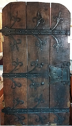Původní kované dubové dveře kostela v Polné jsou dnes ve sbírkách českokrumlovského muzea