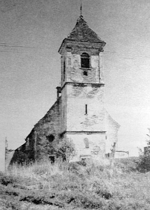 Kostel sv. Martina v Polné v roce 1992...