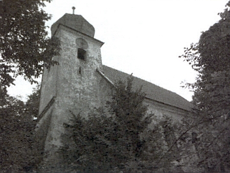 Ve třicátých letech minulého století působil v "šumavské" vsi Mělnice se starobylým kostelem sv. Jiljí z konce 13. století, zde i na staré pohlednici