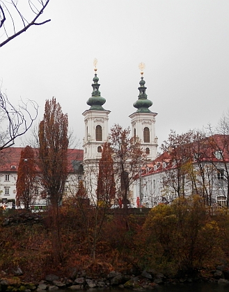 Barokní chrámy v jeho osudových městech: Mariahilfkirche v rodném Štýrském Hradci...